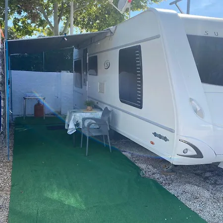 Caravana Estatica En Mediterraneo كاليبي